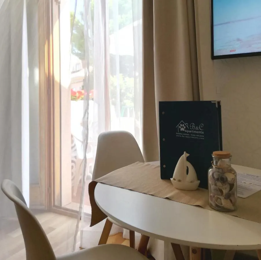 B&C Apartments Τζεσόλο Λίντο
